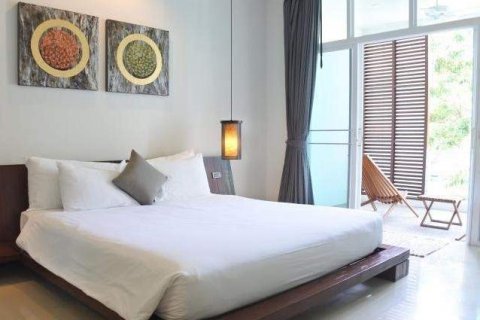 Townhouse in Bang Tao, Thailand 3 bedrooms № 34648 - photo 9