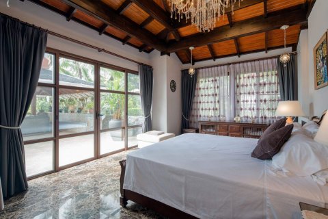 Villa in Surin, Thailand 4 bedrooms № 34973 - photo 10