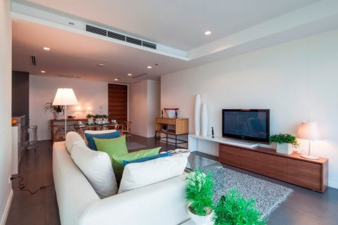 Condo in Bangkok, Thailand, 3 bedrooms  № 29357 - photo 7