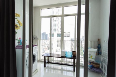 Condo in Bangkok, Thailand, 1 bedroom  № 30370 - photo 3