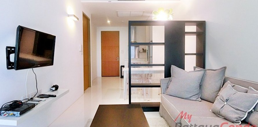 Condo in Pattaya, Thailand, 2 bedrooms  № 32449