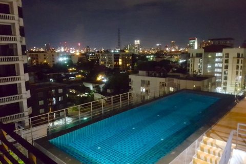 Condo in Bangkok, Thailand, 1 bedroom  № 31207 - photo 1