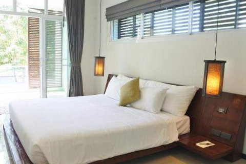 Townhouse in Bang Tao, Thailand 3 bedrooms № 34648 - photo 6