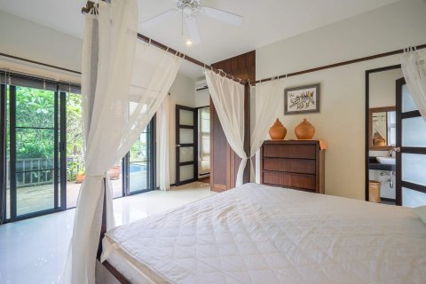 Villa on Nai Harn Beach, Thailand 5 bedrooms № 34874 - photo 16