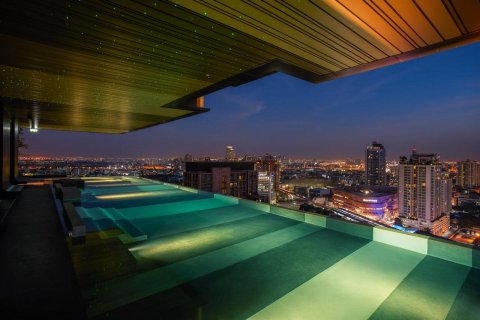 Condo in Bangkok, Thailand, 1 bedroom  № 31360 - photo 2