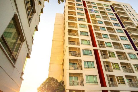 Condo in Bangkok, Thailand, 1 bedroom  № 30776 - photo 1