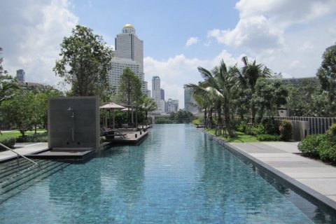 Condo in Bangkok, Thailand, 1 bedroom  № 29974 - photo 2