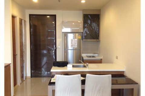 Condo in Bangkok, Thailand, 1 bedroom  № 29961 - photo 3