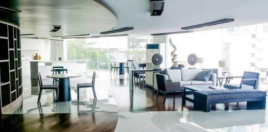 Condo in Bangkok, Thailand, 1 bedroom  № 31403