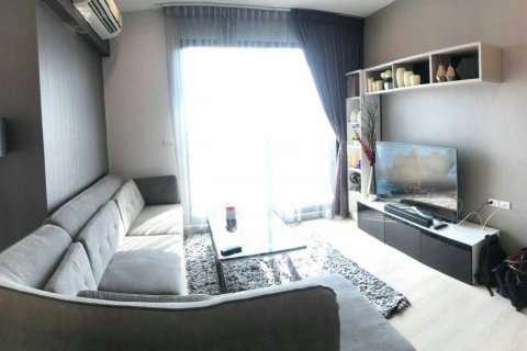 Condo in Bangkok, Thailand, 3 bedrooms  № 29879 - photo 7