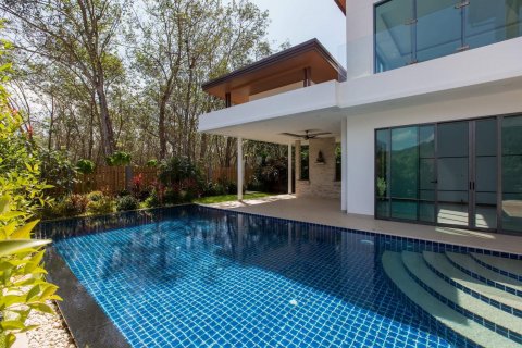 Villa on Nai Harn Beach, Thailand 3 bedrooms № 34421 - photo 13