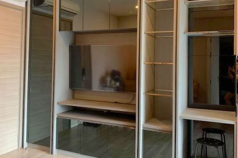 Condo in Bangkok, Thailand, 1 bedroom  № 30175 - photo 10