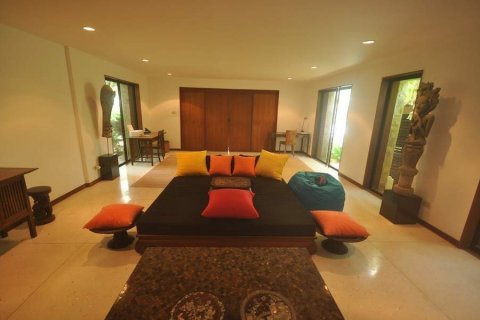 Villa in Kata, Thailand 4 bedrooms № 34435 - photo 15