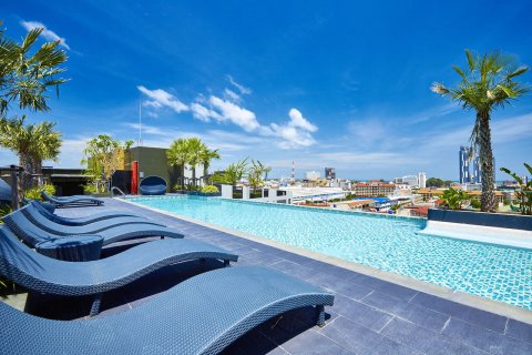 Condo in Pattaya, Thailand, 2 bedrooms  № 29901 - photo 1