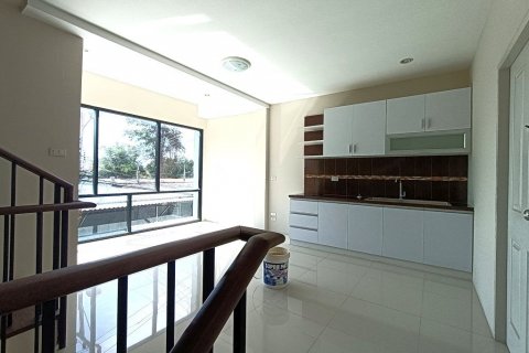 House in Pattaya, Thailand 3 bedrooms № 33791 - photo 10