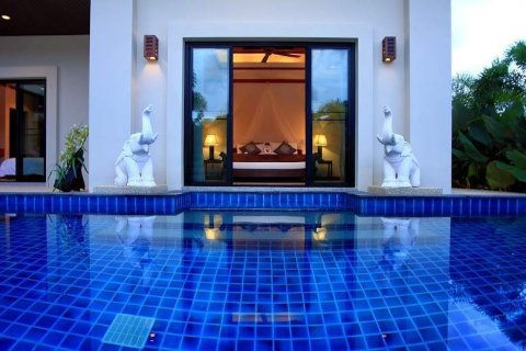Villa on Nai Harn Beach, Thailand 1 bedroom № 34278 - photo 3