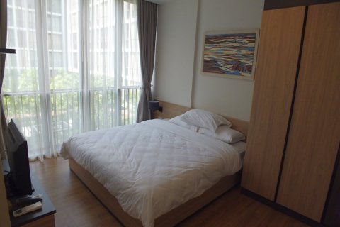 Condo in Bangkok, Thailand, 2 bedrooms  № 29496 - photo 4