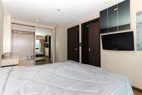 Condo in Bangkok, Thailand, 1 bedroom  № 30795 - photo 6