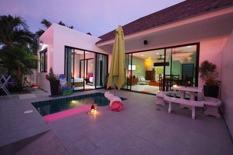 Villa on Nai Harn Beach, Thailand 2 bedrooms № 34384 - photo 1