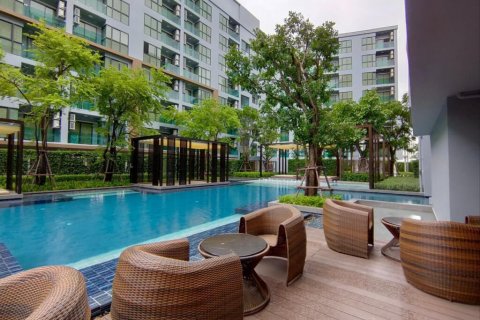 Condo in Bangkok, Thailand, 2 bedrooms  № 29897 - photo 1