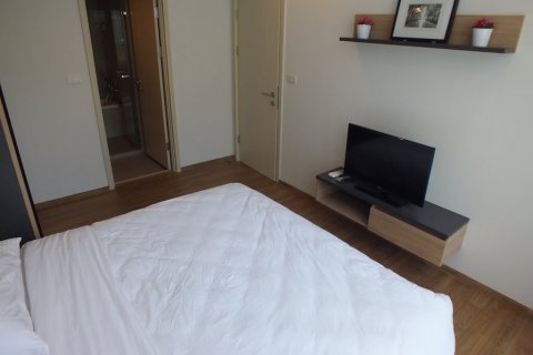 Condo in Bangkok, Thailand, 2 bedrooms  № 29496 - photo 3