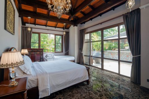 Villa in Surin, Thailand 4 bedrooms № 34973 - photo 20
