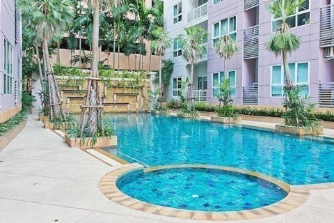 Condo in Bangkok, Thailand, 2 bedrooms  № 30091 - photo 1