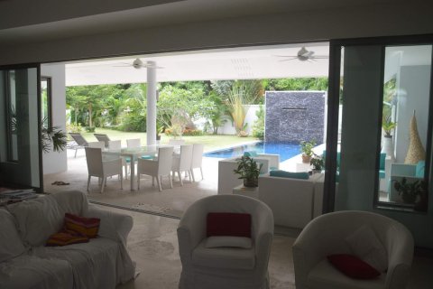 Villa in Chalong, Thailand 3 bedrooms № 35131 - photo 8
