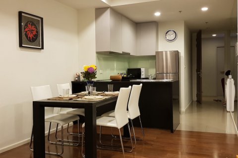 Condo in Bangkok, Thailand, 2 bedrooms  № 31402 - photo 11