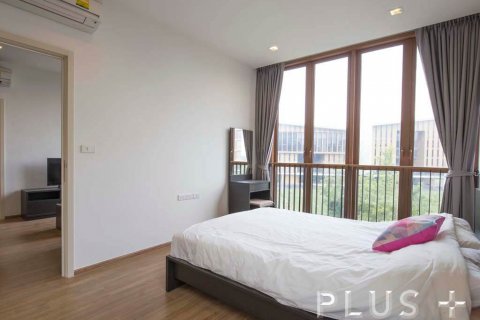 Condo in Bangkok, Thailand, 2 bedrooms  № 29604 - photo 18