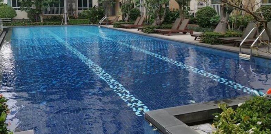 Condo in Bangkok, Thailand, 2 bedrooms  № 31025