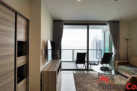 Condo in Pattaya, Thailand, 2 bedrooms  № 32769 - photo 1