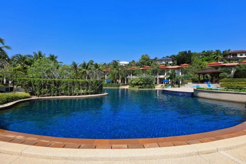Townhouse in Bang Tao, Thailand 3 bedrooms № 35879 - photo 29