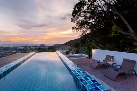Penthouse in Kata, Thailand 2 bedrooms № 35175 - photo 13