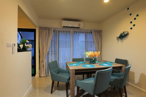 Townhouse in Bang Tao, Thailand 3 bedrooms № 35716 - photo 16
