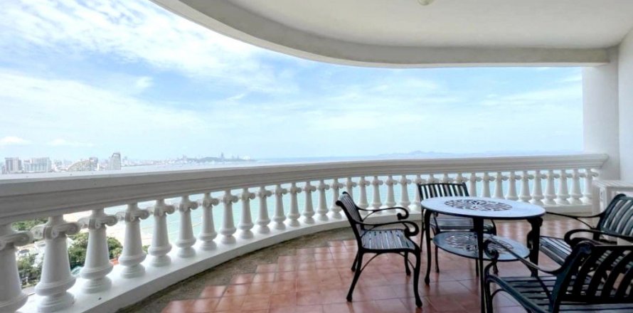 Condo in Pattaya, Thailand, 3 bedrooms  № 36516