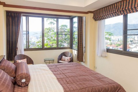 Apartment in Patong, Thailand 2 bedrooms № 35842 - photo 14