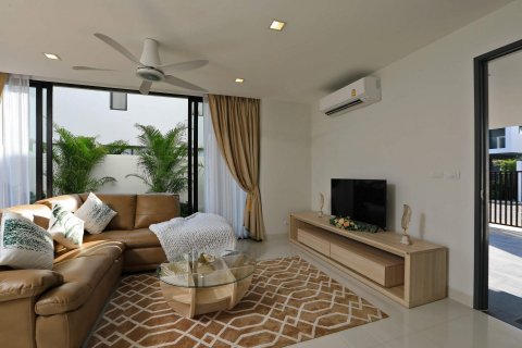 Townhouse in Bang Tao, Thailand 3 bedrooms № 35879 - photo 8