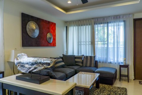 Townhouse in Bang Tao, Thailand 3 bedrooms № 4806 - photo 1