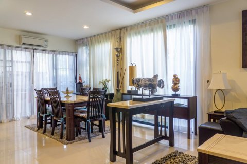 Townhouse in Bang Tao, Thailand 3 bedrooms № 4806 - photo 10