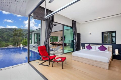 Villa in Patong, Thailand 6 bedrooms № 35897 - photo 14