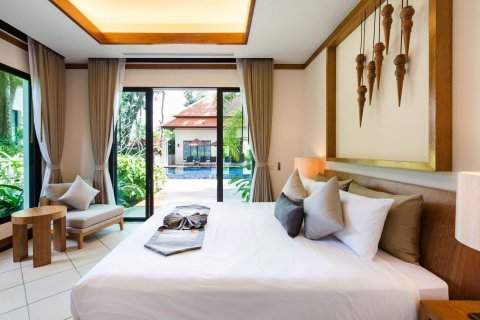 Villa on Nai Harn Beach, Thailand 3 bedrooms № 35827 - photo 18
