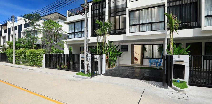 Townhouse in Bang Tao, Thailand 3 bedrooms № 35716