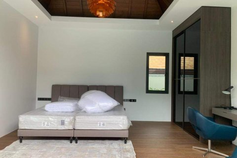 Villa on Nai Harn Beach, Thailand 4 bedrooms № 35668 - photo 13