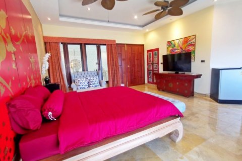 Condo in Pattaya, Thailand, 3 bedrooms  № 36529 - photo 18