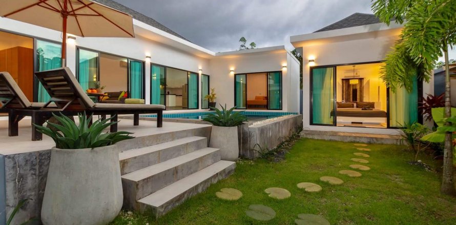 Villa in Bang Tao, Thailand 3 bedrooms № 35808