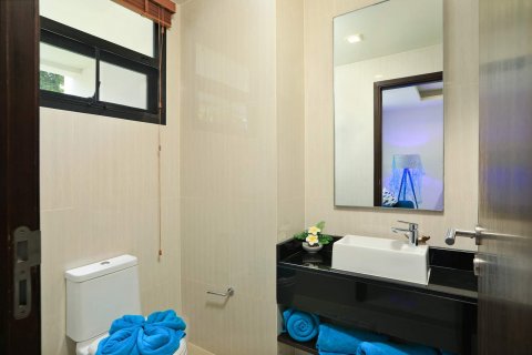 Townhouse in Bang Tao, Thailand 3 bedrooms № 35720 - photo 17