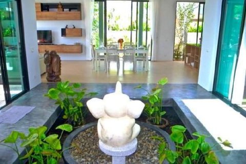Villa on Nai Harn Beach, Thailand 3 bedrooms № 35577 - photo 12