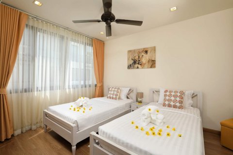 Townhouse in Bang Tao, Thailand 3 bedrooms № 35720 - photo 25