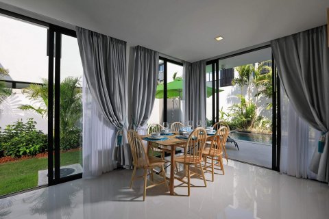 Townhouse in Bang Tao, Thailand 3 bedrooms № 35569 - photo 11